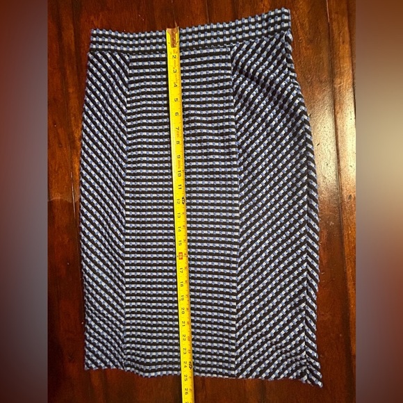 Maeve by Anthropologie Textured Indigo Pencil Skirt Size Small - Picture 7 of 9